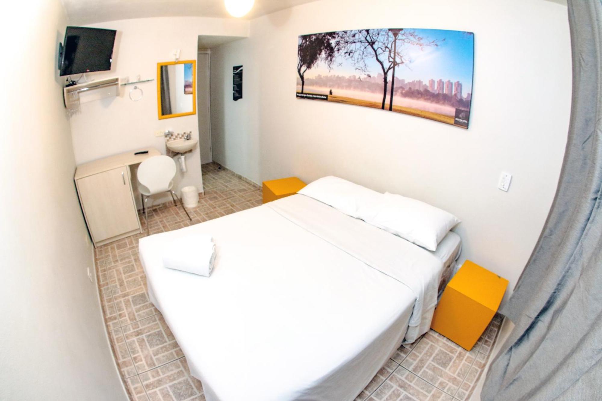 Esquina Batel - Hotel Economico Curitiba Eksteriør billede