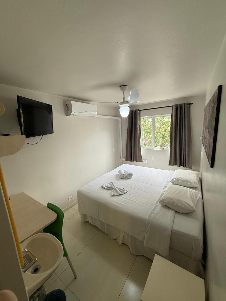 Esquina Batel - Hotel Economico Curitiba Eksteriør billede